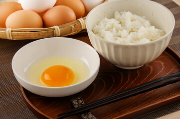 たまごとご飯