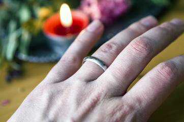 wedding rings on hands