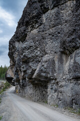 large rock outcropping on colorado 4x4 trail