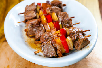 Barbecue meat skewer