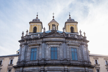 Fototapeta na wymiar Front view of the Real Basílica de san Francisco el Grande, a Roman Catholic church in central Madrid, Spain, located in the neighborhood of La Latina.