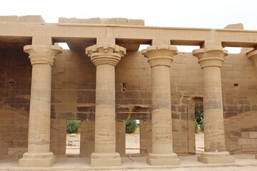The great columns of Philae temple in Aswan in Egypt - obrazy, fototapety, plakaty