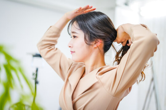 髪を結う Images – Browse 94 Stock Photos, Vectors, and Video | Adobe Stock