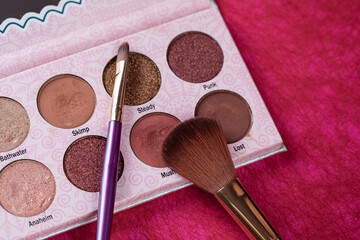 palette of eyeshadow