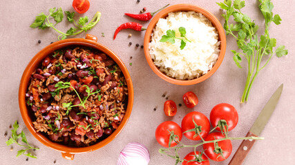 minced beef with tomato sauce and spices