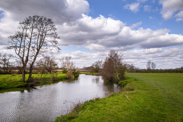 Fototapeta na wymiar Walking the Ouse way in spring on a sunny afternoon