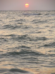 Wschód słońca na morzem Azowskim latem, Ukraina - obrazy, fototapety, plakaty