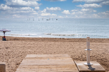 WOODEN GATEWAY FOR ACCESS TO THE SEA, EL CAMPELLO, SPAIN