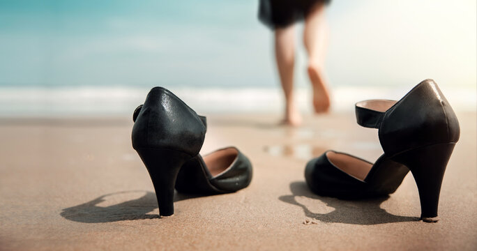 4,976 BEST Take Off Shoes IMAGES, STOCK PHOTOS & VECTORS | Adobe Stock