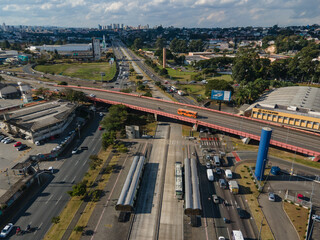 Viaduto da Avenida Marechal Floriano passando sobre a Linha Verde, antiga BR-116, Curitiba, Paraná, Brasil