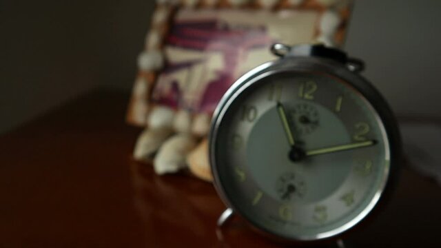 clock is ticking- slow motion