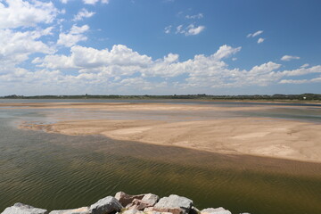 the estuary environment connects the lagoon to the ocean