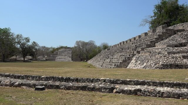 Main Plaza with the Long House (Nohochna) of the Edzna Mayan Ruins. Campeche, Mexico