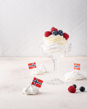 Pavlova cake for 17th may in Norway with norwegian flag