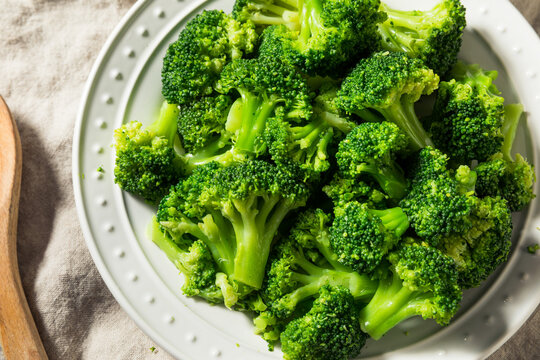 Homemade Warm Steamed Broccoli