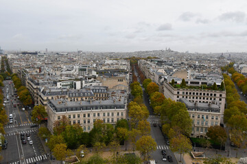 Sur le toit de l'arc de Triomphe