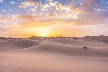 Fototapeta na wymiar Beautiful dawn in the Sahara Desert, Morocco