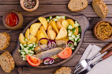 Fish fillet with fried potatoes
