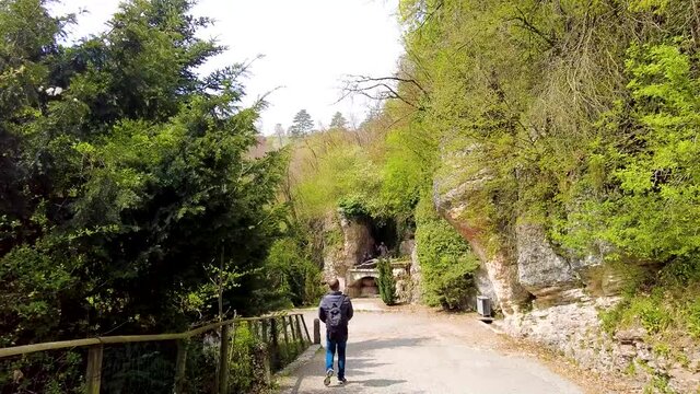 Ferrara di Monte Baldo  - Italia
Santurio Madonna della corona
