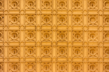 Ceiling moldings pattern