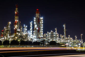 Fototapeta na wymiar 製油所の夜景
