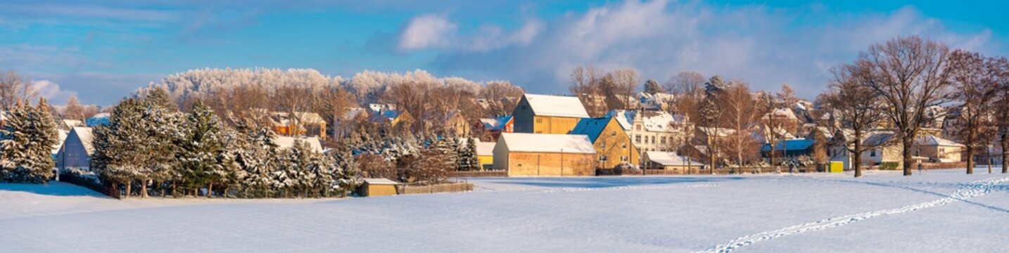 Panorama Gemeinde Hartmannsdorf (Mitelsachsen)  im Winter 
