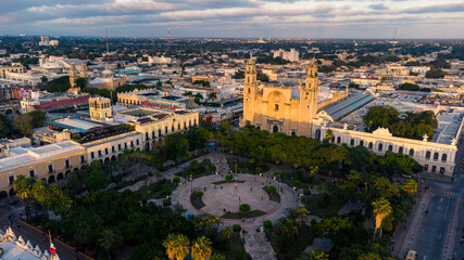 Merida Yucatan Mexico Cathedral at sunset - obrazy, fototapety, plakaty