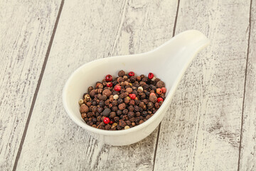 Peppercorn heap in the bowl