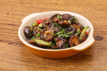 Marinated shiitake mushrooms with herbs