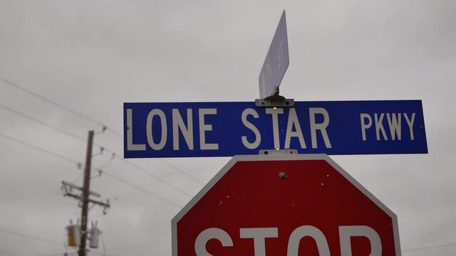 A street sign of the Lone Star Parkway in Crawford, Texas.