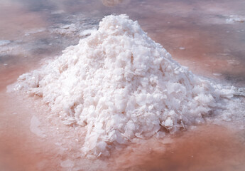 Fototapeta na wymiar salt mountain in a salt flat