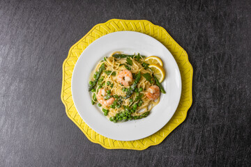 イタリアンパスタ　Italian pasta with simple tomato sauce