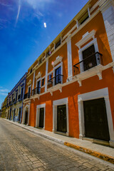 Naklejka premium mexico_natural_jungla_mar_verde_azul_cascadas_conchas_arboles_piedras_agua_hojas_arena_montañas_atardecer_autopista