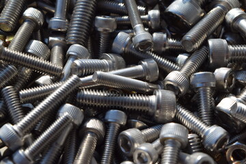 各種のボルトとネジ類