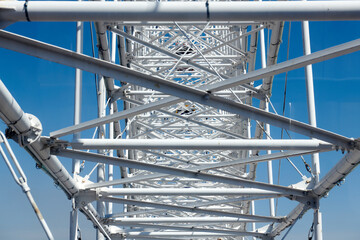 the steel structure of the ferris wheel is very beautiful