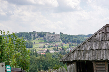 Zamek Ogrodzieniec © Aruru