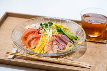 冷やし中華　冷麺