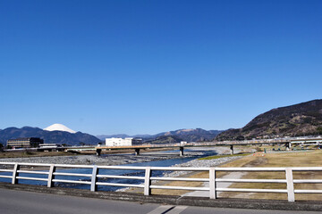 神奈川県松田 十文字橋から見る富士山