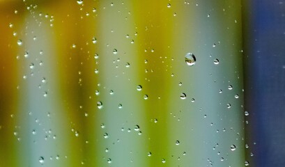 Fototapeta Krople deszczu na szybie obraz