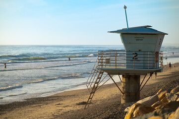Fototapeta na wymiar Torrey Pines State Natural Reserve Beach Lifeguard Tower with Ocean Waves in La Jolla, California, Located in San Diego County. 