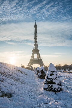 Eiffel Tower in winter at sunrise, Paris, France
