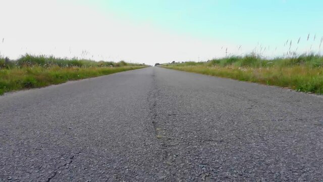 road in the field. road. ruta. ruta vacia. empty road. ultra hd. 4k