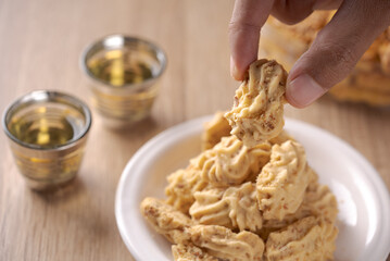 semprit cake cookies. islamic cookies biscuit for eid mubarak tradition