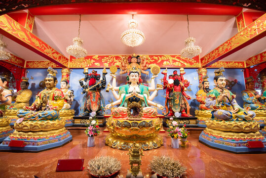 Wihan Thep Sathit Phra Kitthi Chalerm Shrine (Nacha Sa Thai Chue Shrine) Or Naja Temple at Ang Sila. Famous Temple.