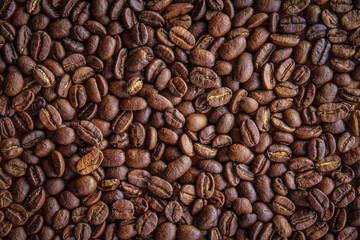 Fototapeta premium Close up of roasted coffee beans background