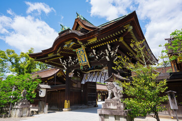 京都　北野天満宮の三光門