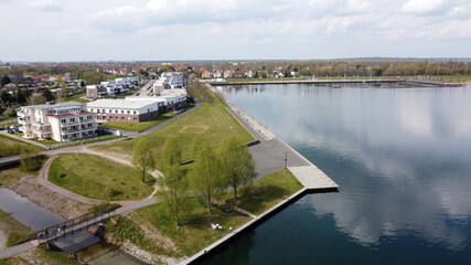 Blick von oben auf den Goitzsche See in Sachsen-Anhalt, Deutschland, Bitterfeld, 2021