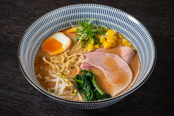  Japanese tonkotsu ramen and pork bone broth noodles
