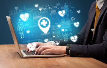 hand browsing on the internet for medical issues