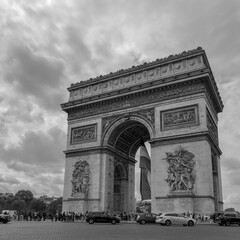 Fototapeta na wymiar Arc de Triomphe de l’Étoile